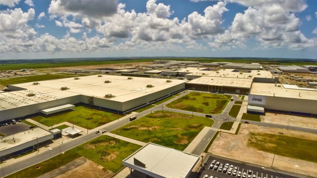 Foto aérea da Fábrica da Jeep