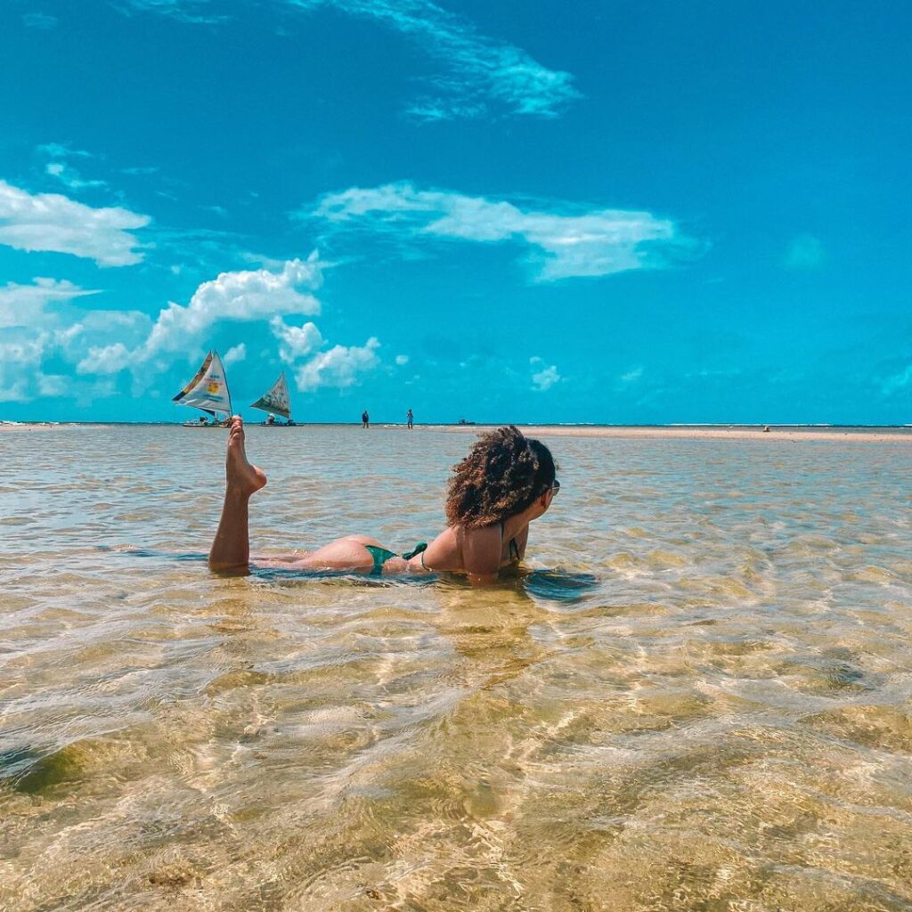 Banho na Praia de Maracaípe