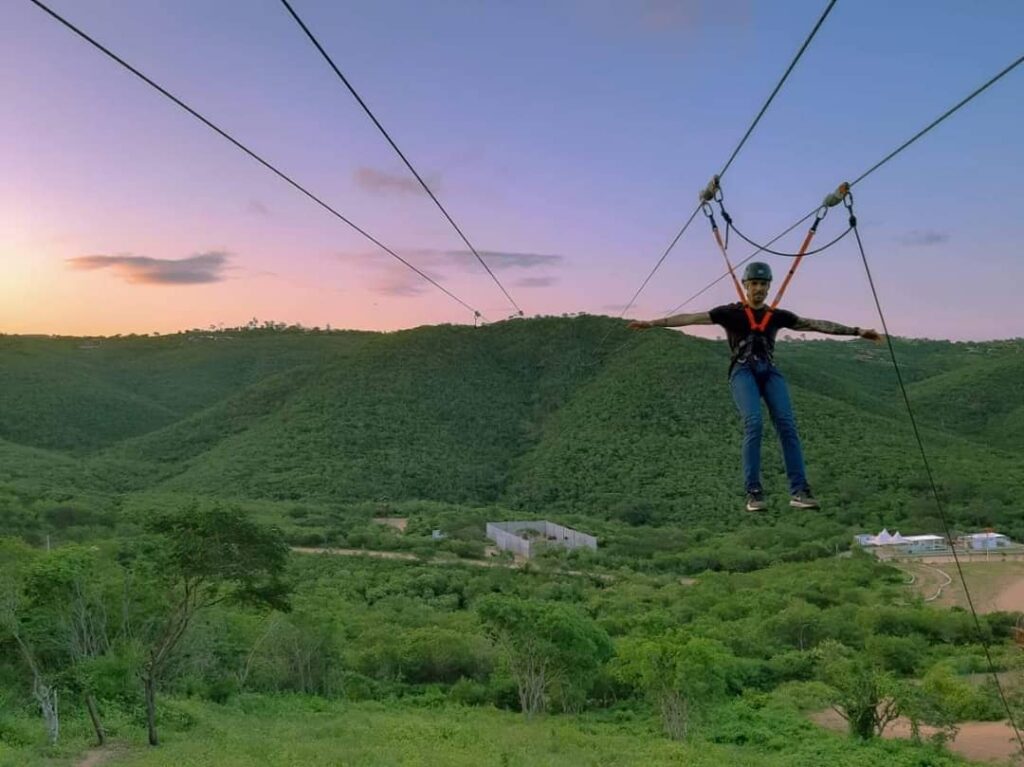 Parque de Aventura Karawa tã para diversão com as crianças