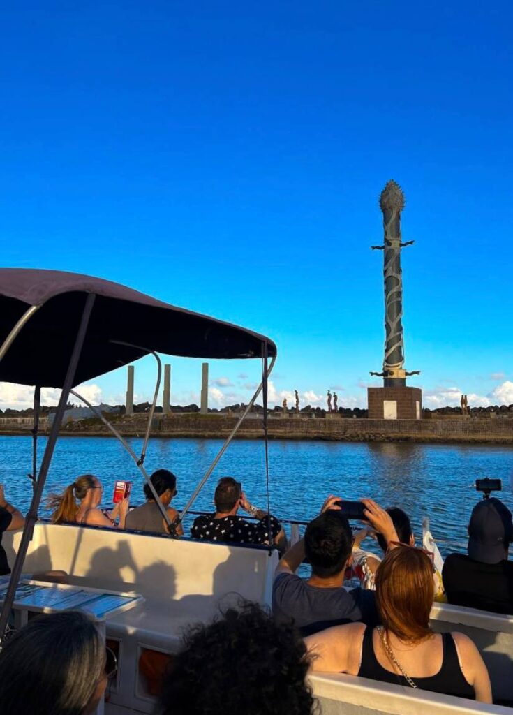 Parque das Esculturas de Brennand - Passeio de Catamarã